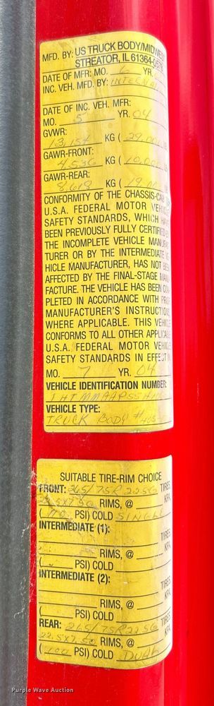 image for item EK3239 2005 International  4300 box truck