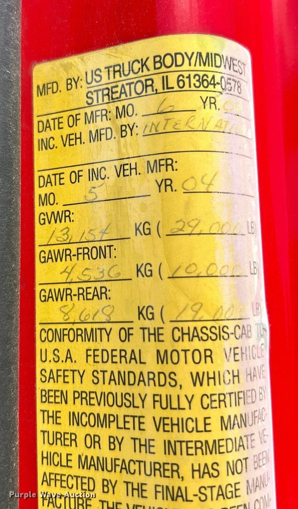 image for item EK3239 2005 International  4300 box truck