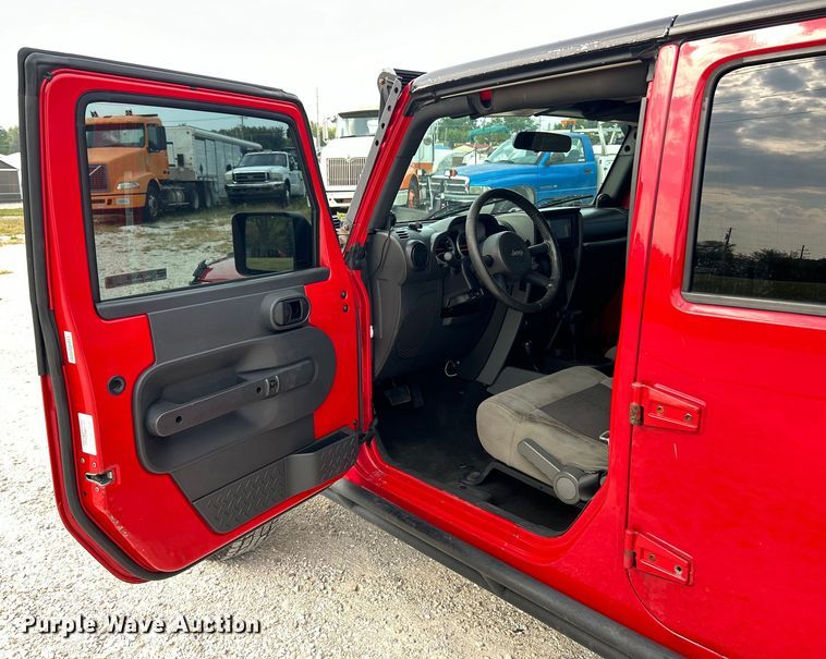 image for item EK3255 2010 Jeep Wrangler SUV