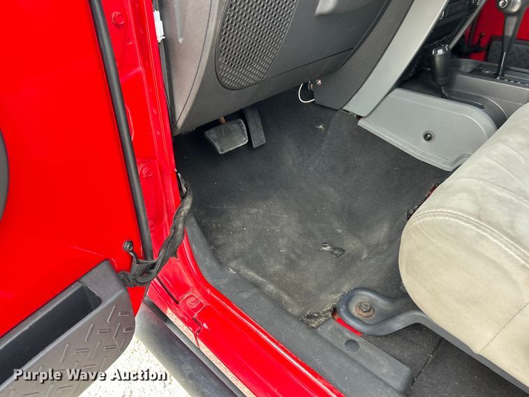 image for item EK3255 2010 Jeep Wrangler SUV