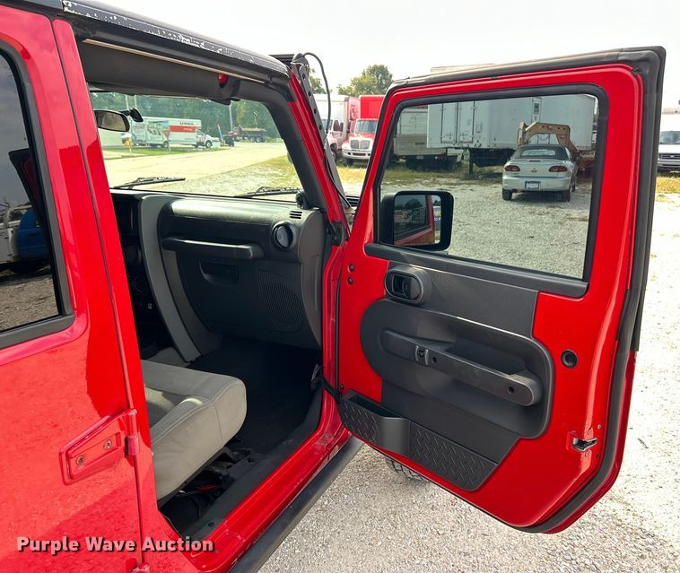 image for item EK3255 2010 Jeep Wrangler SUV