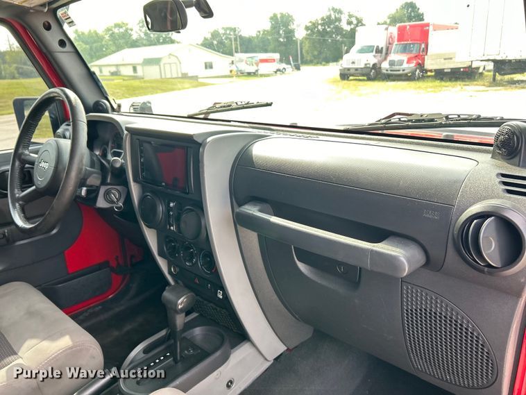 image for item EK3255 2010 Jeep Wrangler SUV