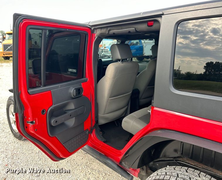 image for item EK3255 2010 Jeep Wrangler SUV