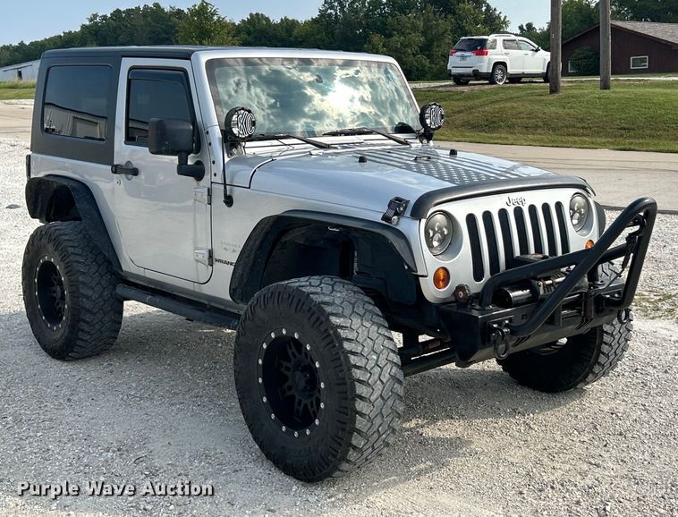 image for item EK3257 2010 Jeep Wrangler Sahara SUV