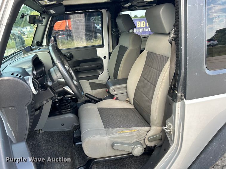 image for item EK3257 2010 Jeep Wrangler Sahara SUV