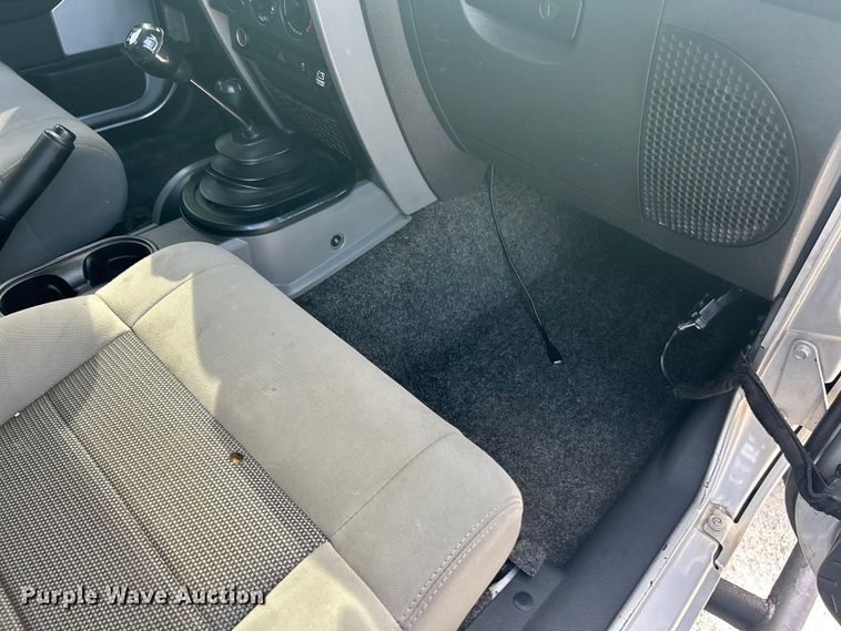 image for item EK3257 2010 Jeep Wrangler Sahara SUV