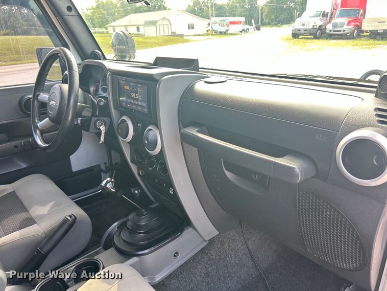 image for item EK3257 2010 Jeep Wrangler Sahara SUV