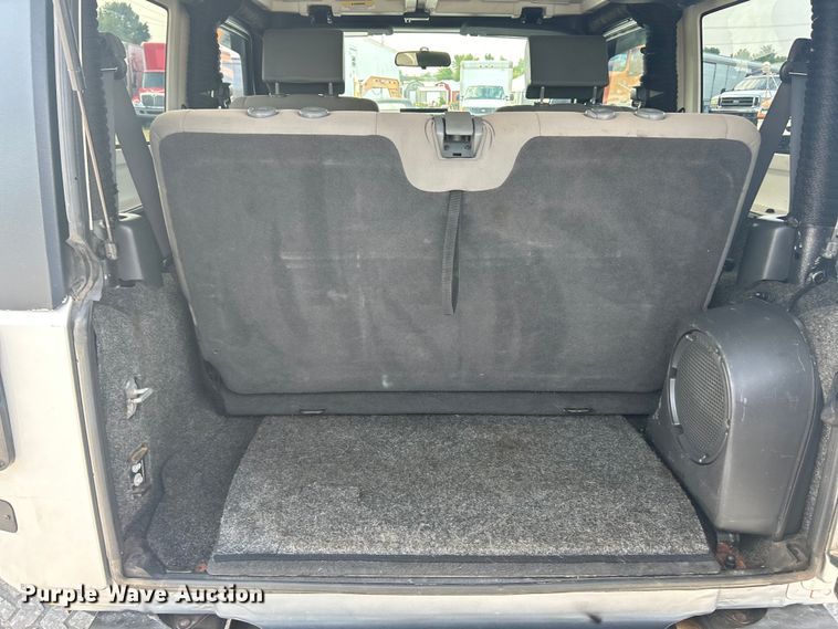 image for item EK3257 2010 Jeep Wrangler Sahara SUV