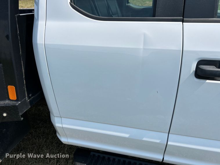 image for item EK3262 2021 Ford F450 Super Duty XL flatbed truck