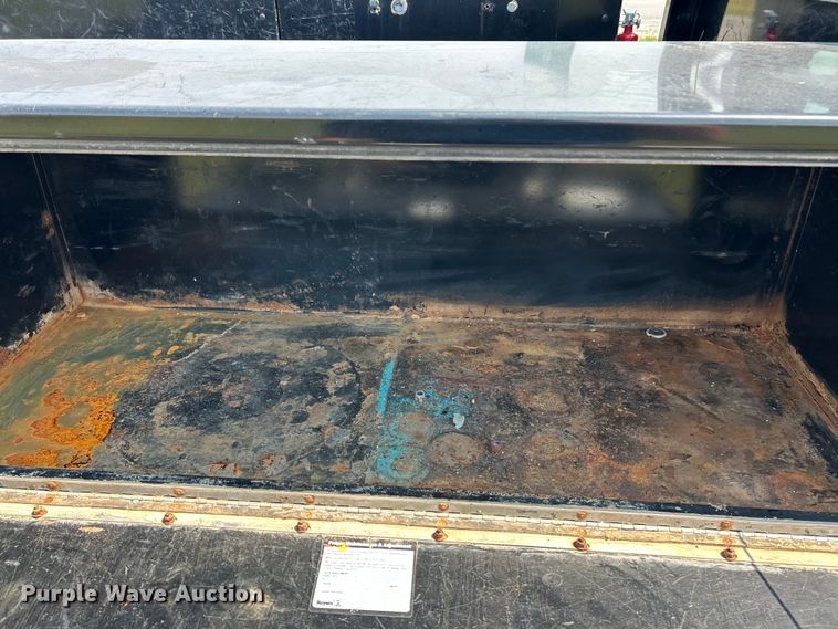 image for item EK3262 2021 Ford F450 Super Duty XL flatbed truck