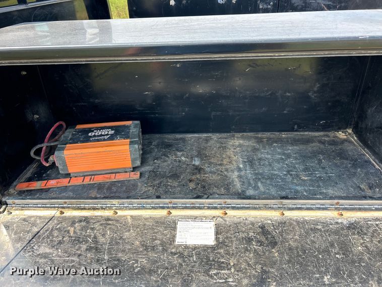 image for item EK3262 2021 Ford F450 Super Duty XL flatbed truck