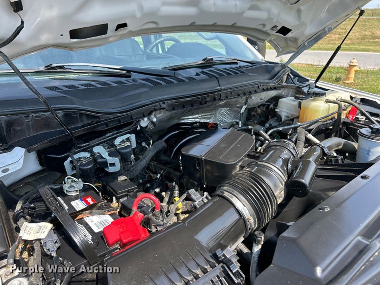 image for item EK3262 2021 Ford F450 Super Duty XL flatbed truck