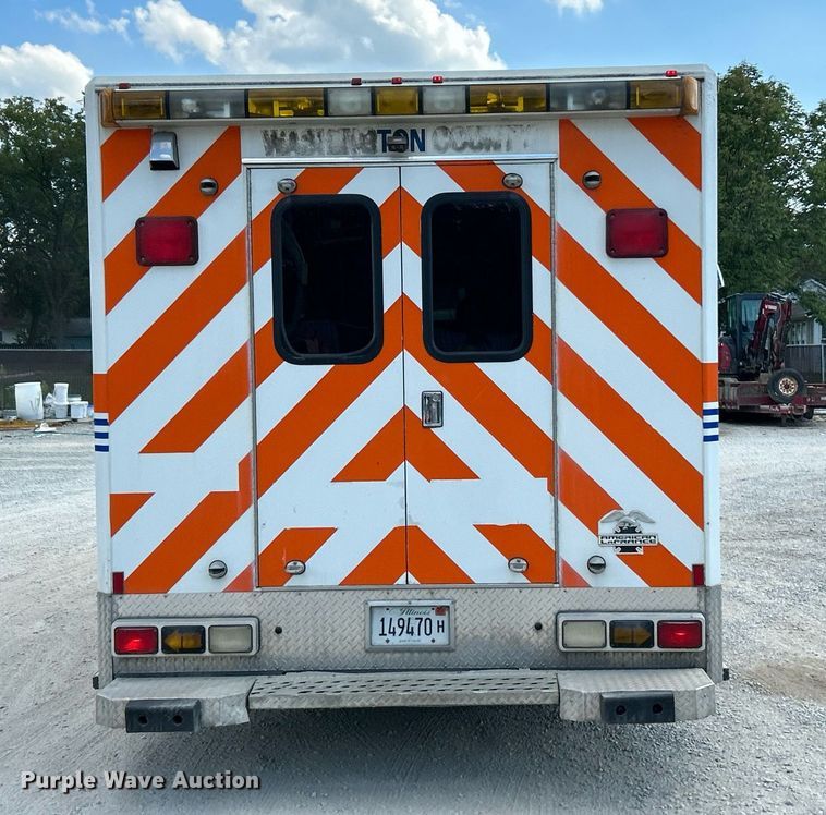 image for item EK3279 2003 Frieghtliner  FL60 Ambulance