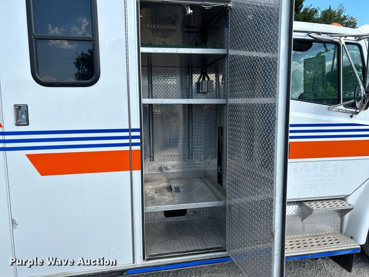 image for item EK3279 2003 Frieghtliner  FL60 Ambulance