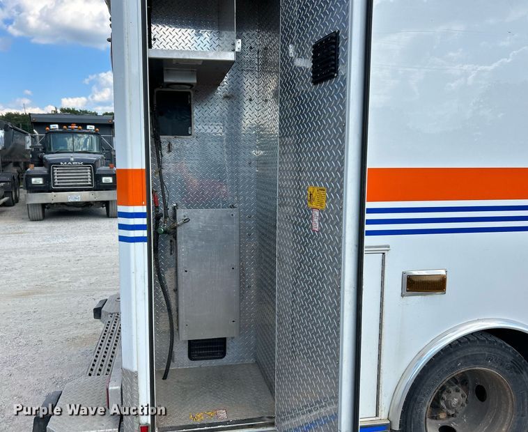 image for item EK3279 2003 Frieghtliner  FL60 Ambulance