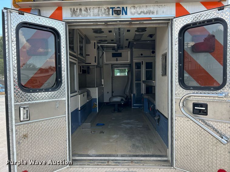 image for item EK3279 2003 Frieghtliner  FL60 Ambulance