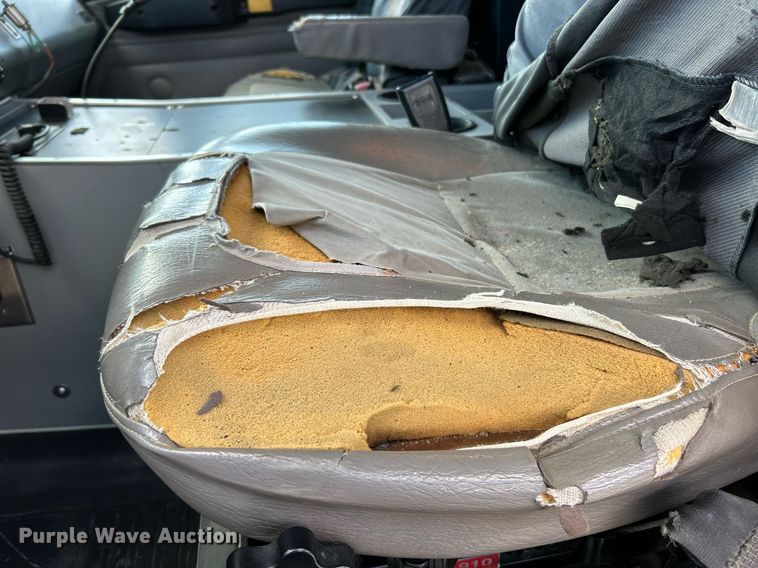 image for item EK3279 2003 Frieghtliner  FL60 Ambulance