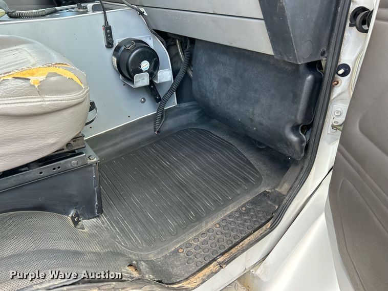 image for item EK3279 2003 Frieghtliner  FL60 Ambulance