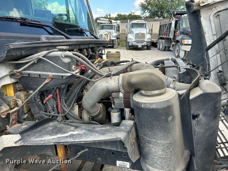 image for item EK3279 2003 Frieghtliner  FL60 Ambulance