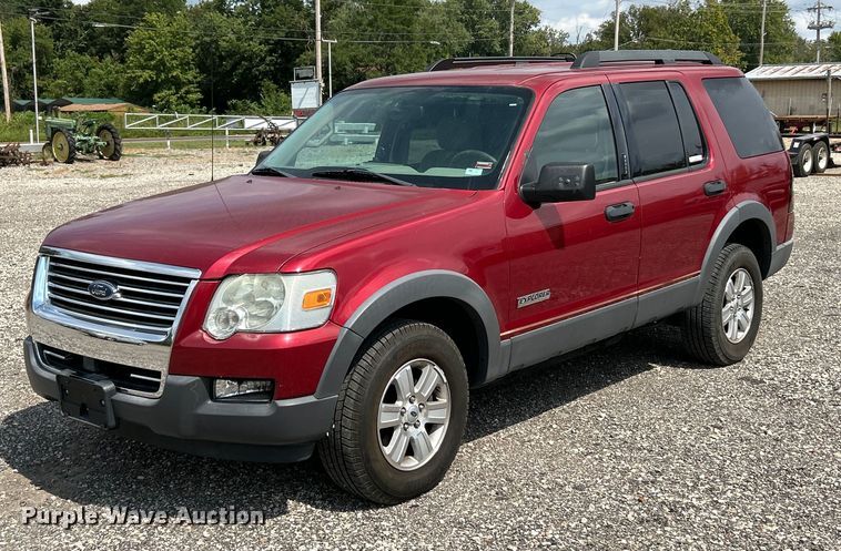 image for item EK3283 2006 Ford Explorer XLT SUV