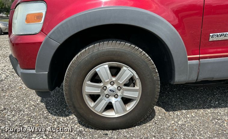 image for item EK3283 2006 Ford Explorer XLT SUV