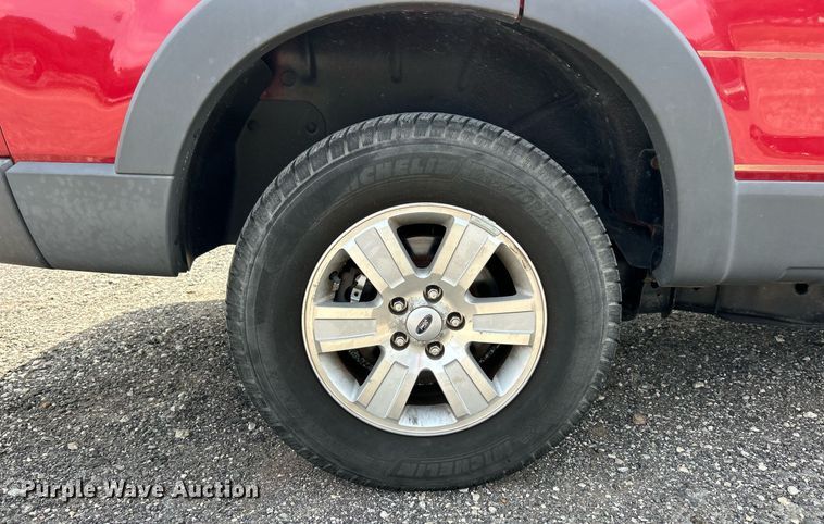 image for item EK3283 2006 Ford Explorer XLT SUV