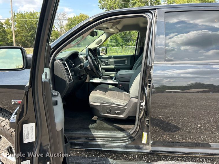 image for item EK3285 2015 Dodge Ram 1500 Crew Cab pickup truck