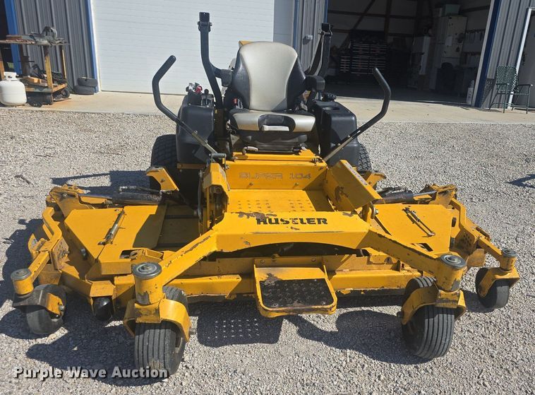 image for item EK6437 2015 Hustler Super 104 ZTR lawn mower
