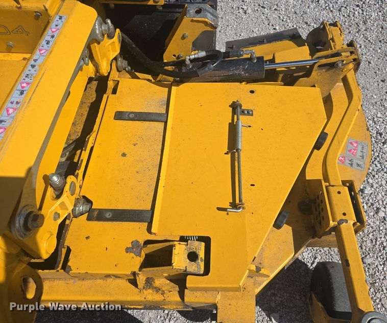 image for item EK6437 2015 Hustler Super 104 ZTR lawn mower