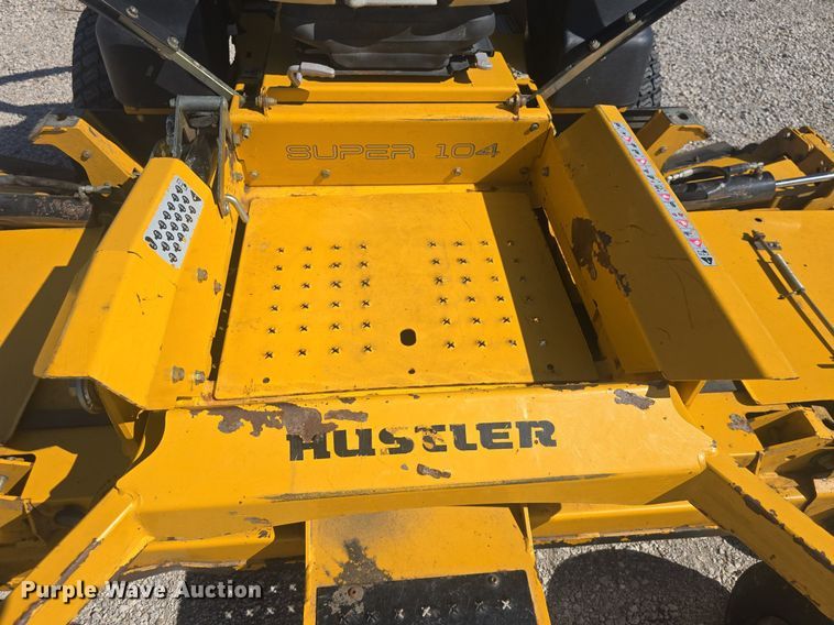 image for item EK6437 2015 Hustler Super 104 ZTR lawn mower