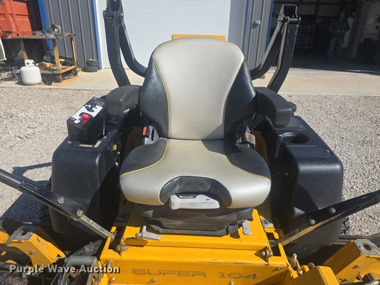 image for item EK6437 2015 Hustler Super 104 ZTR lawn mower