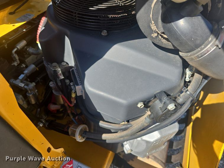 image for item EK6437 2015 Hustler Super 104 ZTR lawn mower