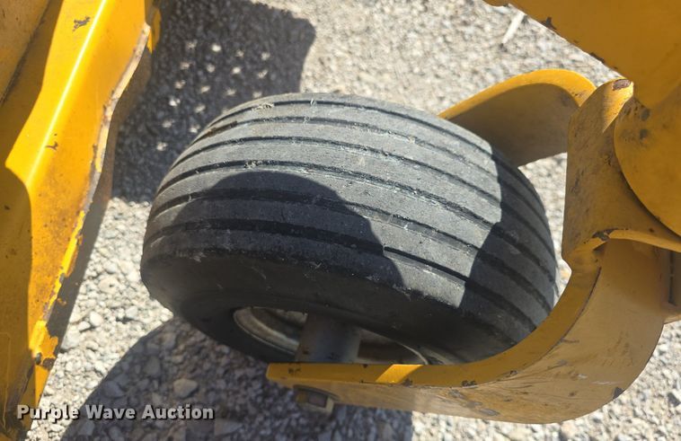 image for item EK6437 2015 Hustler Super 104 ZTR lawn mower