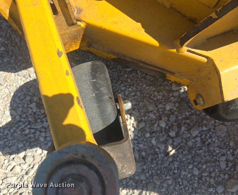 image for item EK6437 2015 Hustler Super 104 ZTR lawn mower