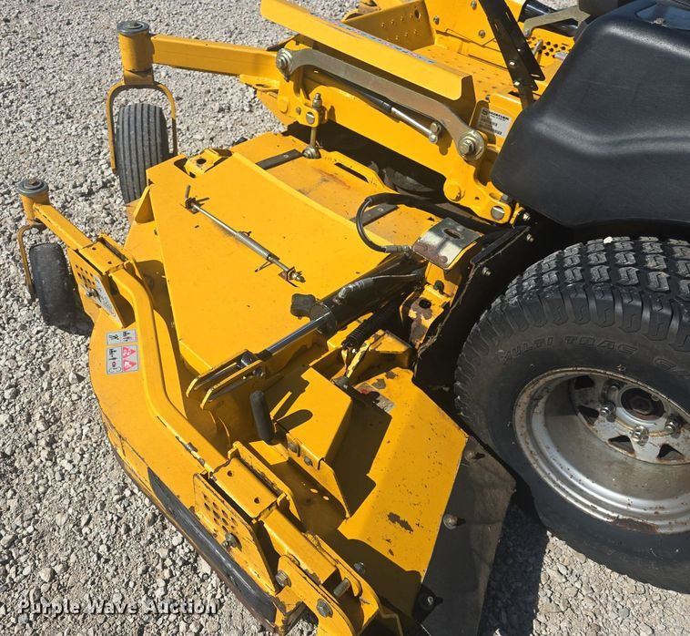 image for item EK6438 2015 Hustler Super 104 ZTR lawn mower