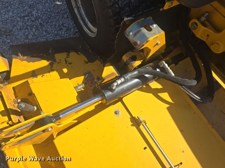 image for item EK6438 2015 Hustler Super 104 ZTR lawn mower