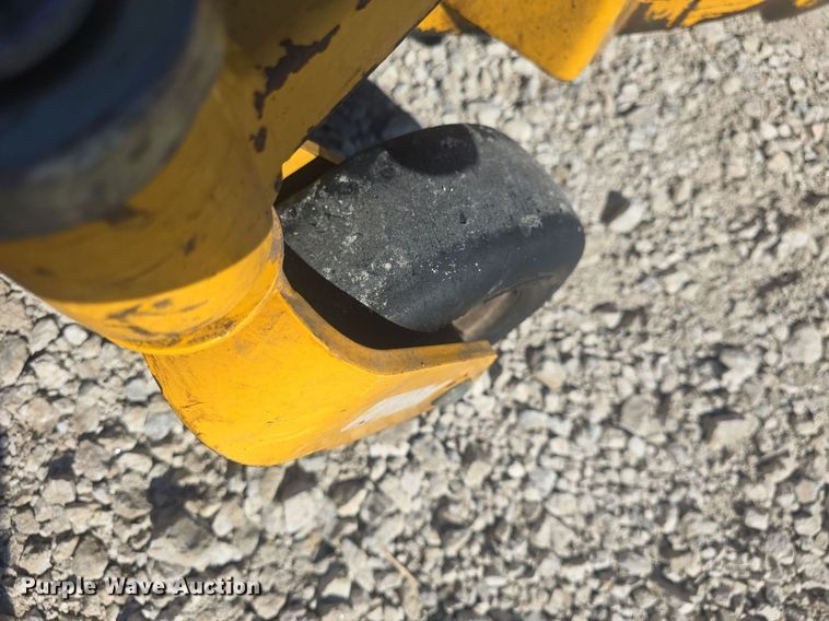 image for item EK6438 2015 Hustler Super 104 ZTR lawn mower