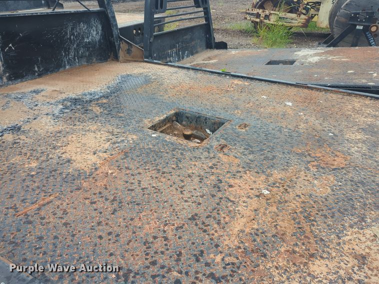 image for item EQ2062 CM flatbed pickup truck bed