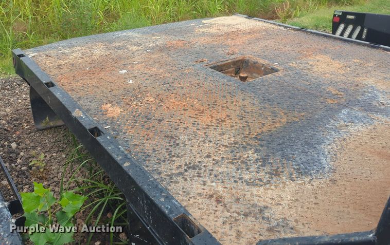 image for item EQ2062 CM flatbed pickup truck bed
