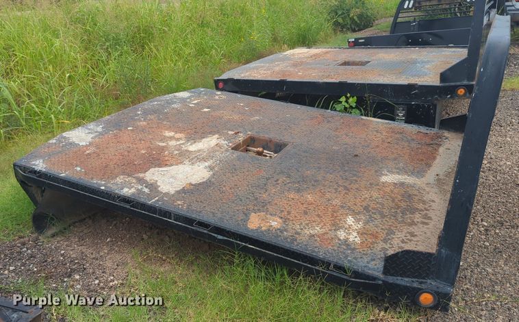image for item EQ2063 CM flatbed pickup truck bed