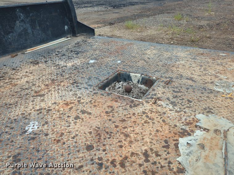 image for item EQ2064 CM flatbed pickup truck bed