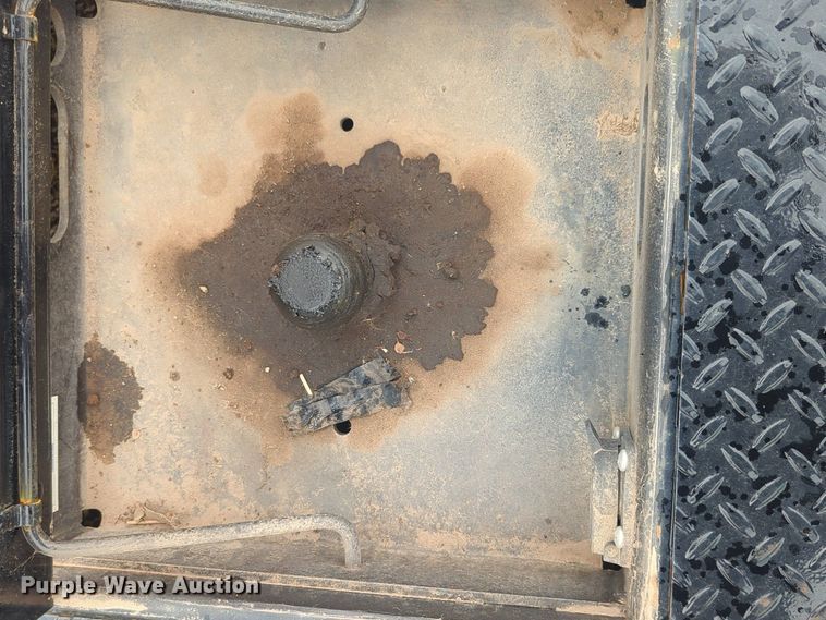 image for item EQ2065 CM RD-04978434SD flatbed pickup truck bed