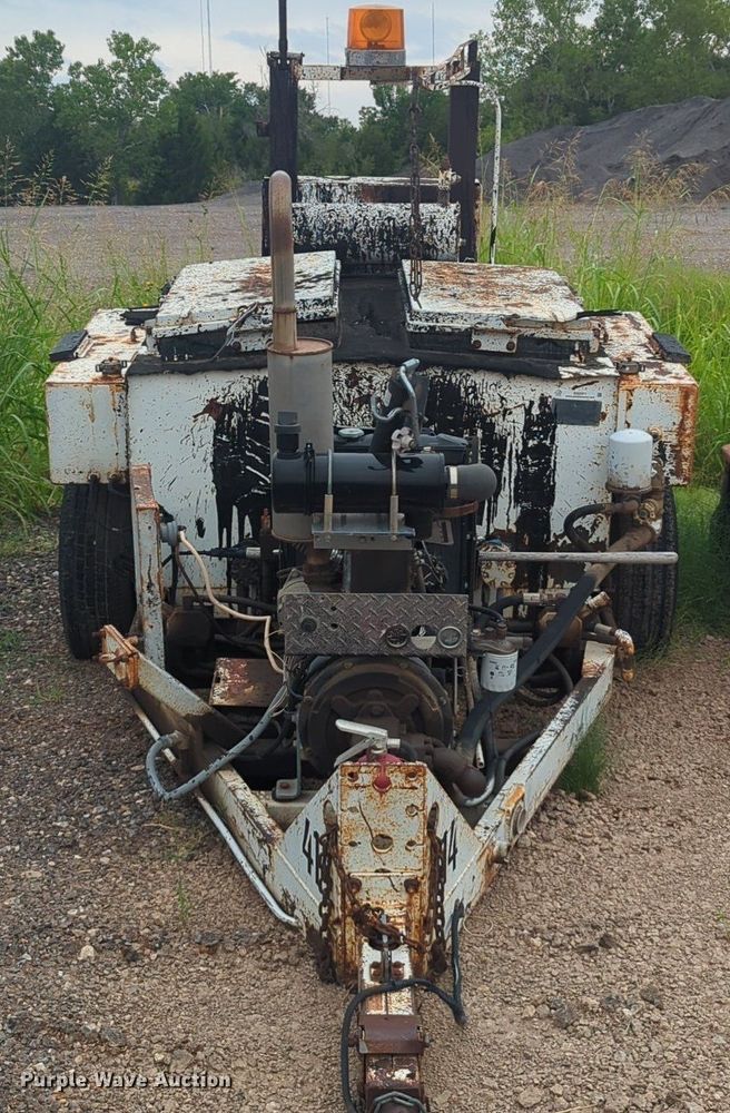 image for item EQ2071 Bearcat 250 crack sealer