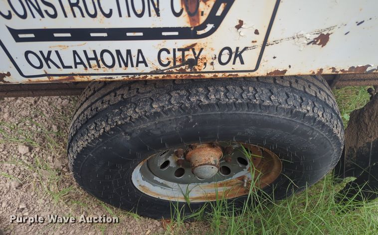 image for item EQ2071 Bearcat 250 crack sealer