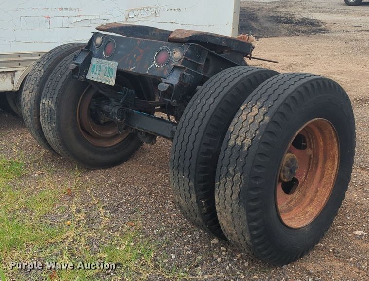 image for item EQ2074 Fruehauf  EL-W1 trailer dolly 