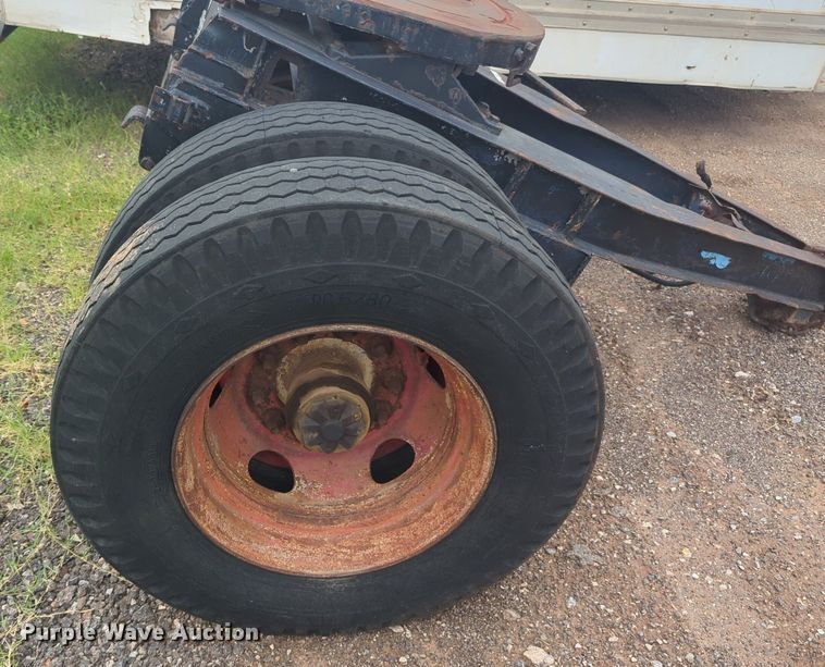 image for item EQ2074 Fruehauf  EL-W1 trailer dolly 