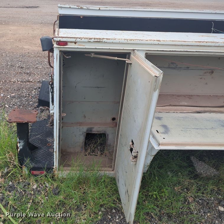 image for item EQ2075 Knapheide  696J1 utility bed