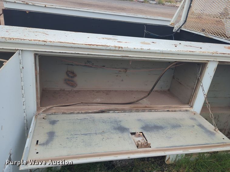 image for item EQ2075 Knapheide  696J1 utility bed