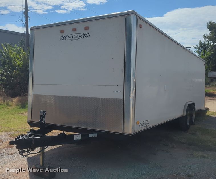 image for item EQ2083 2006 Carson trailer Racer enclosed cargo trailer