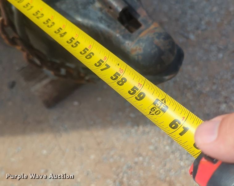 image for item EQ2083 2006 Carson trailer Racer enclosed cargo trailer